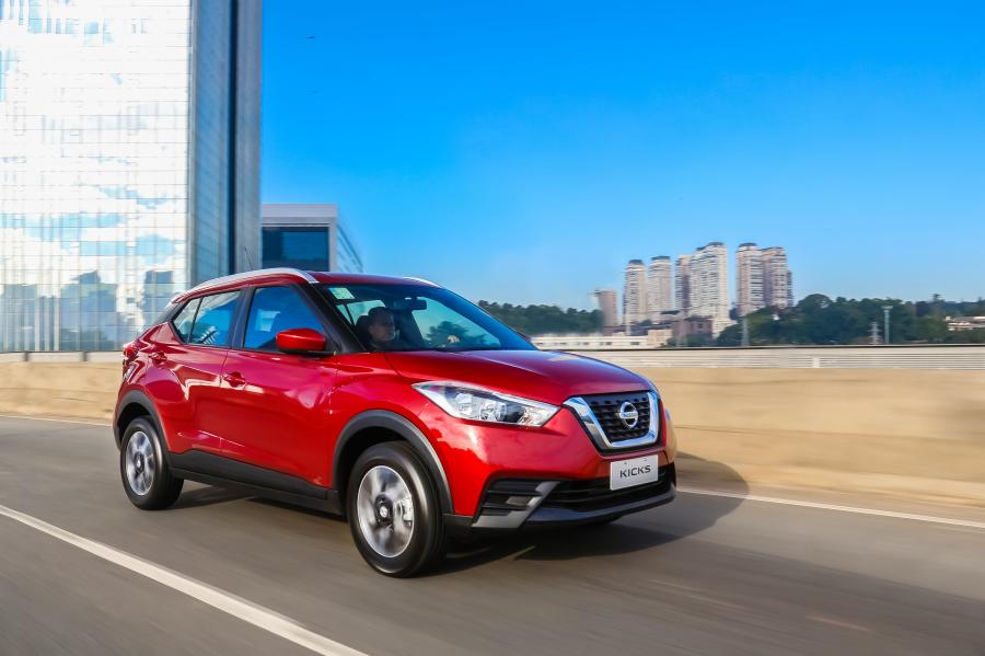  Nissan Kicks S 2016 года  (LA) (фото 3 из 30)